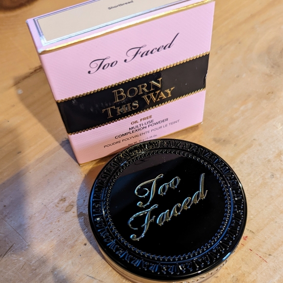 Too Faced multi use Complexion Powder. NIB. - Picture 3 of 8